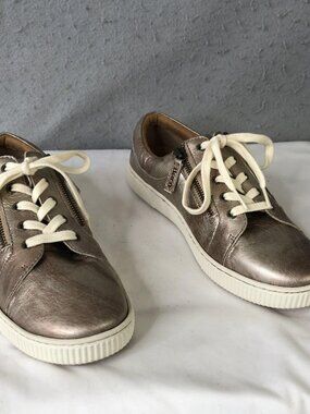 Born Shoes Womens Size 10 Gold Leather Khela Lace Up Zip Sneakers Comfort Casual